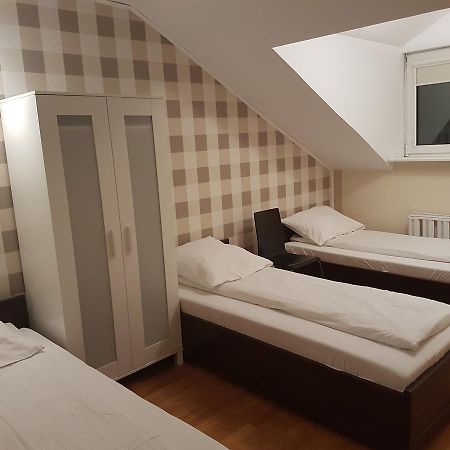 Duszka Hostel Varsó Kültér fotó