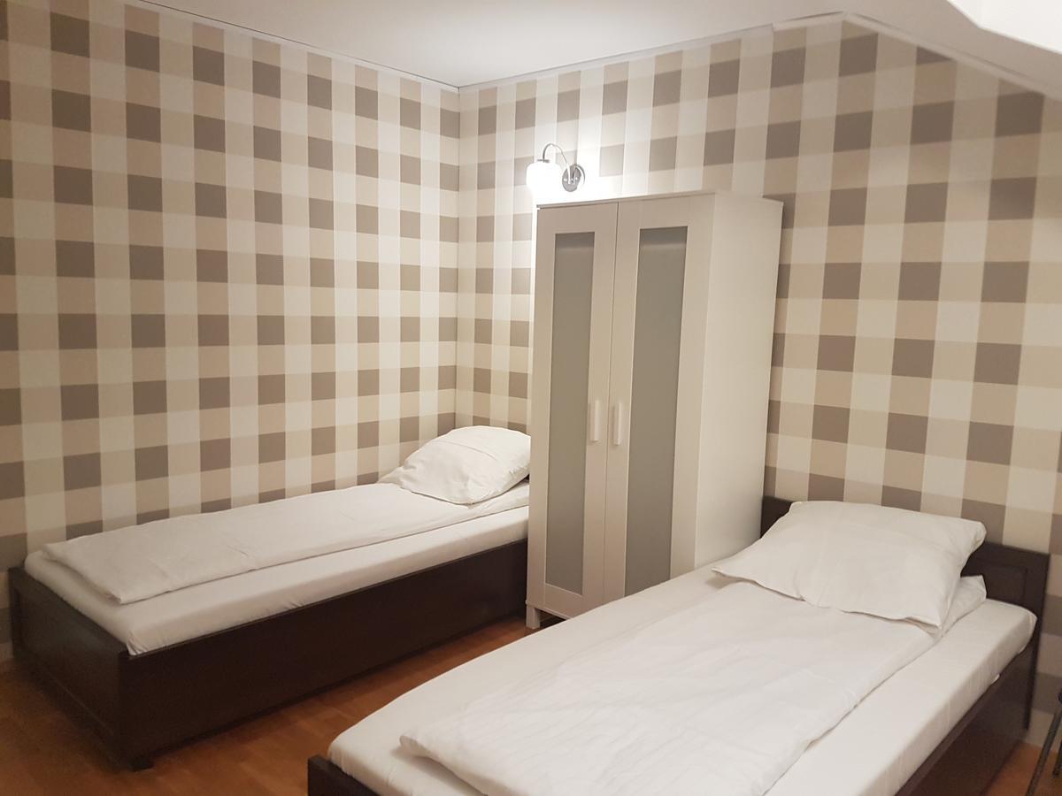 Duszka Hostel Varsó Kültér fotó
