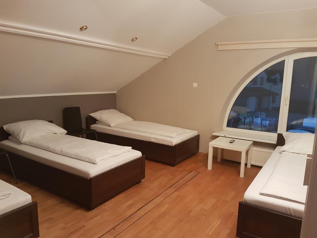 Duszka Hostel Varsó Kültér fotó